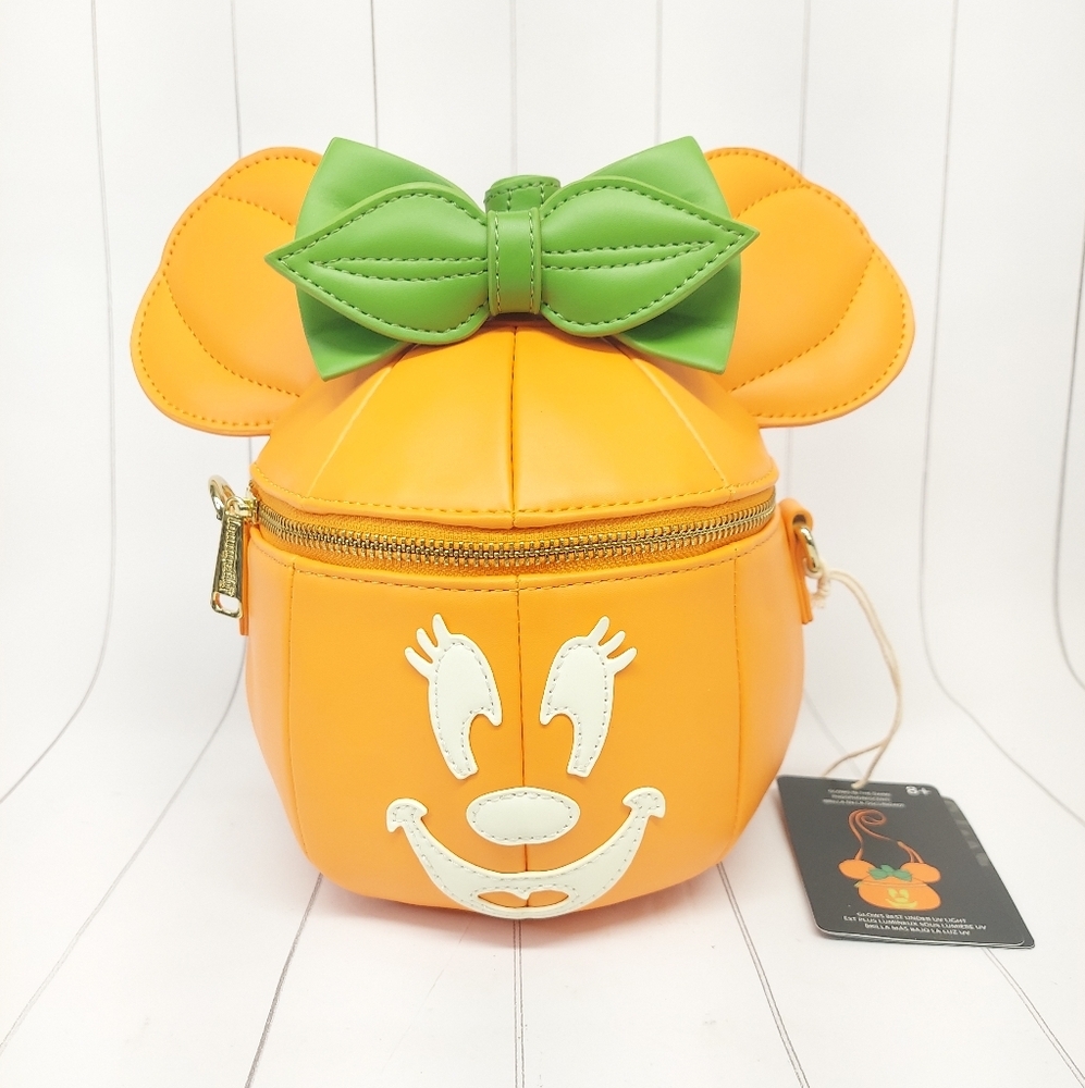 Loungefly Minnie Mouse Pumpkin Crossbody Bag Glow In The Dark NEW